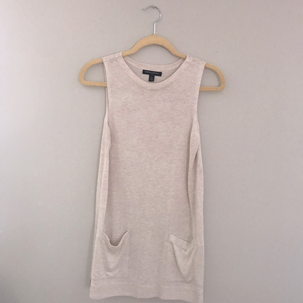 Banana Republic Factory Cream Sweater Tank Size XS